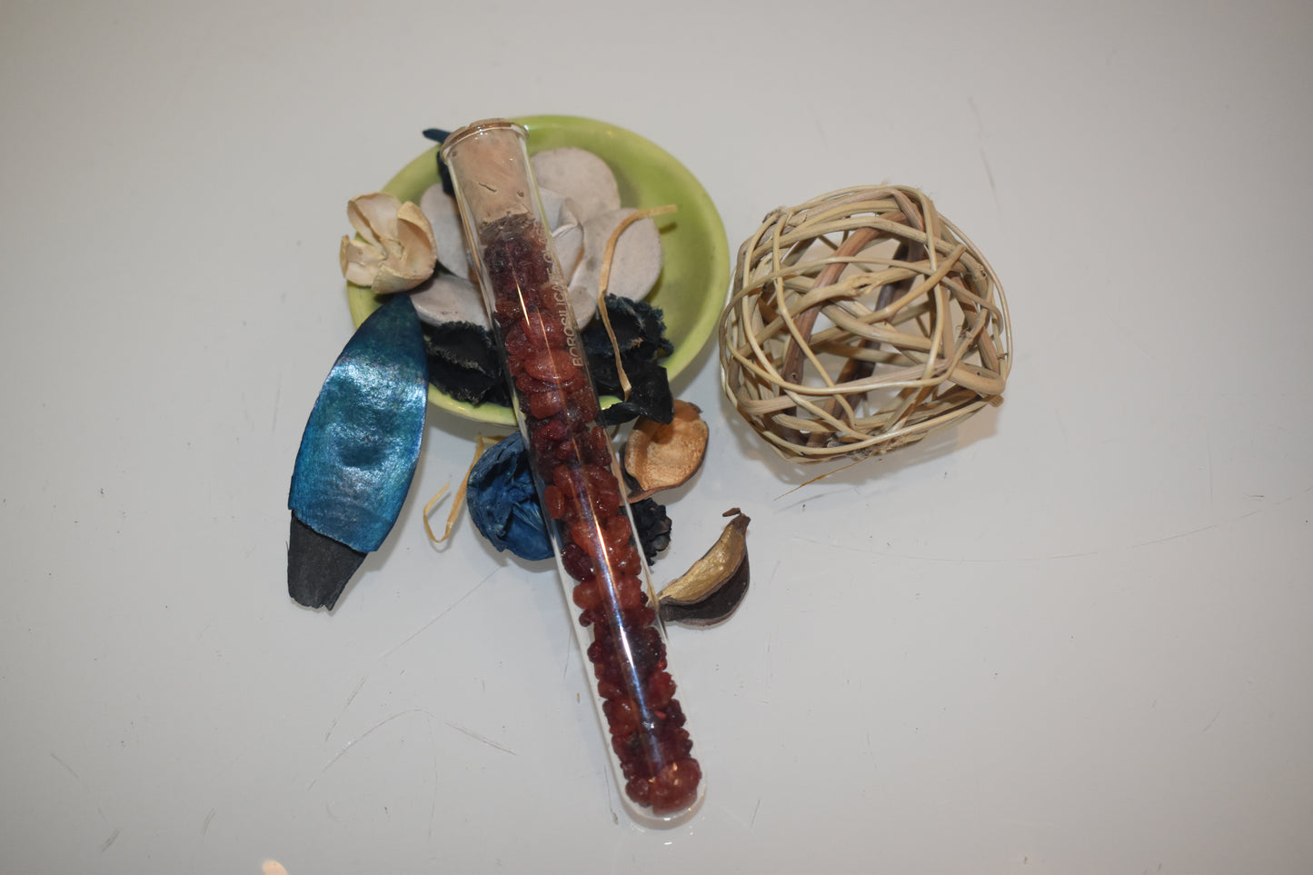 Resinas Botánicas Aromáticas en Tubo de Vidrio y Corcho