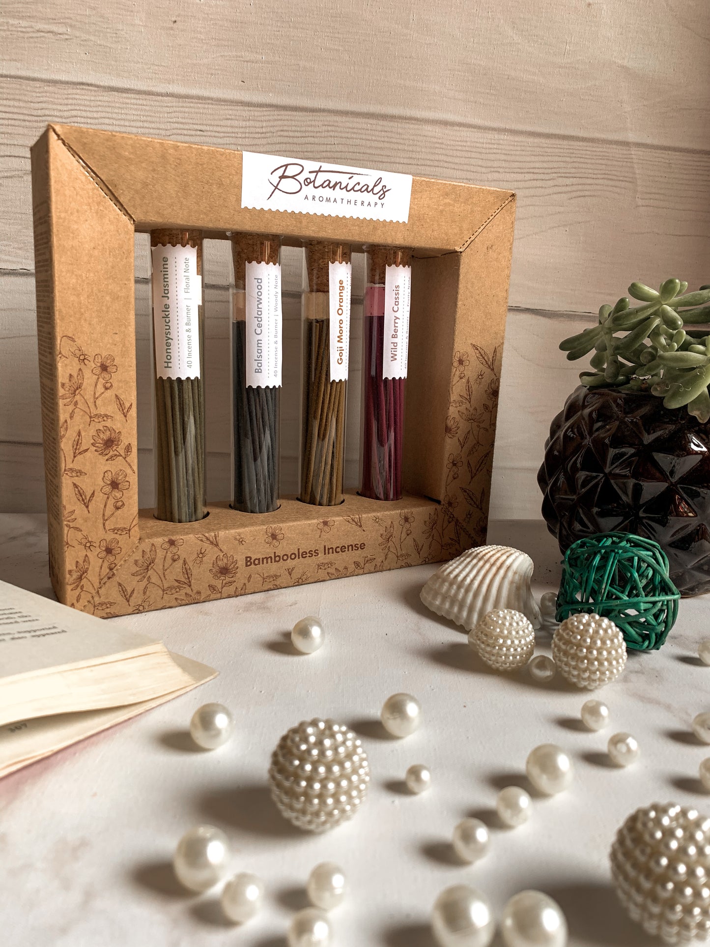 Set de Regalo Incienso Botánico Sin Bambú (4 Aromas) + Quemador Cerámica