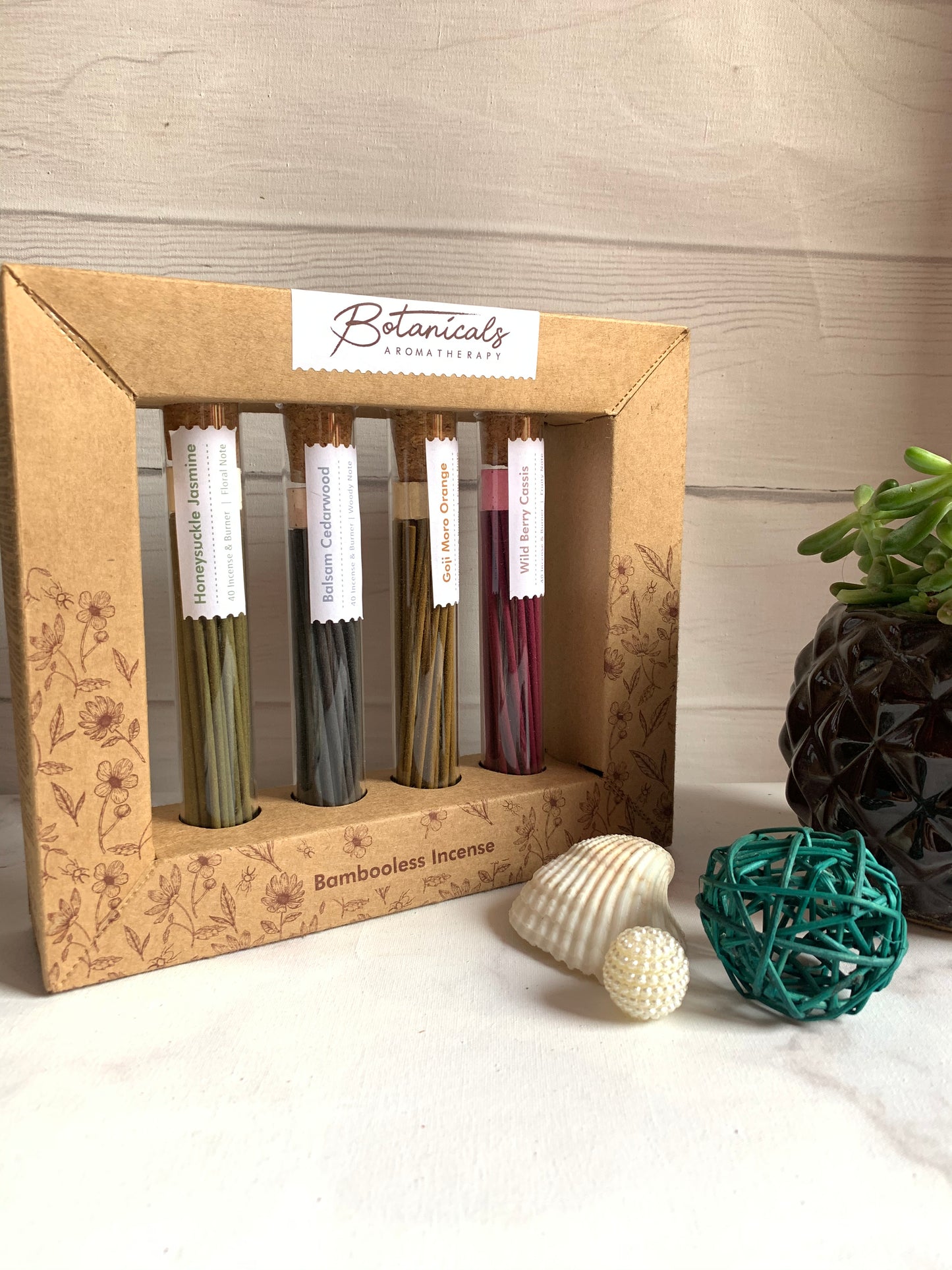 Set de Regalo Incienso Botánico Sin Bambú (4 Aromas) + Quemador Cerámica