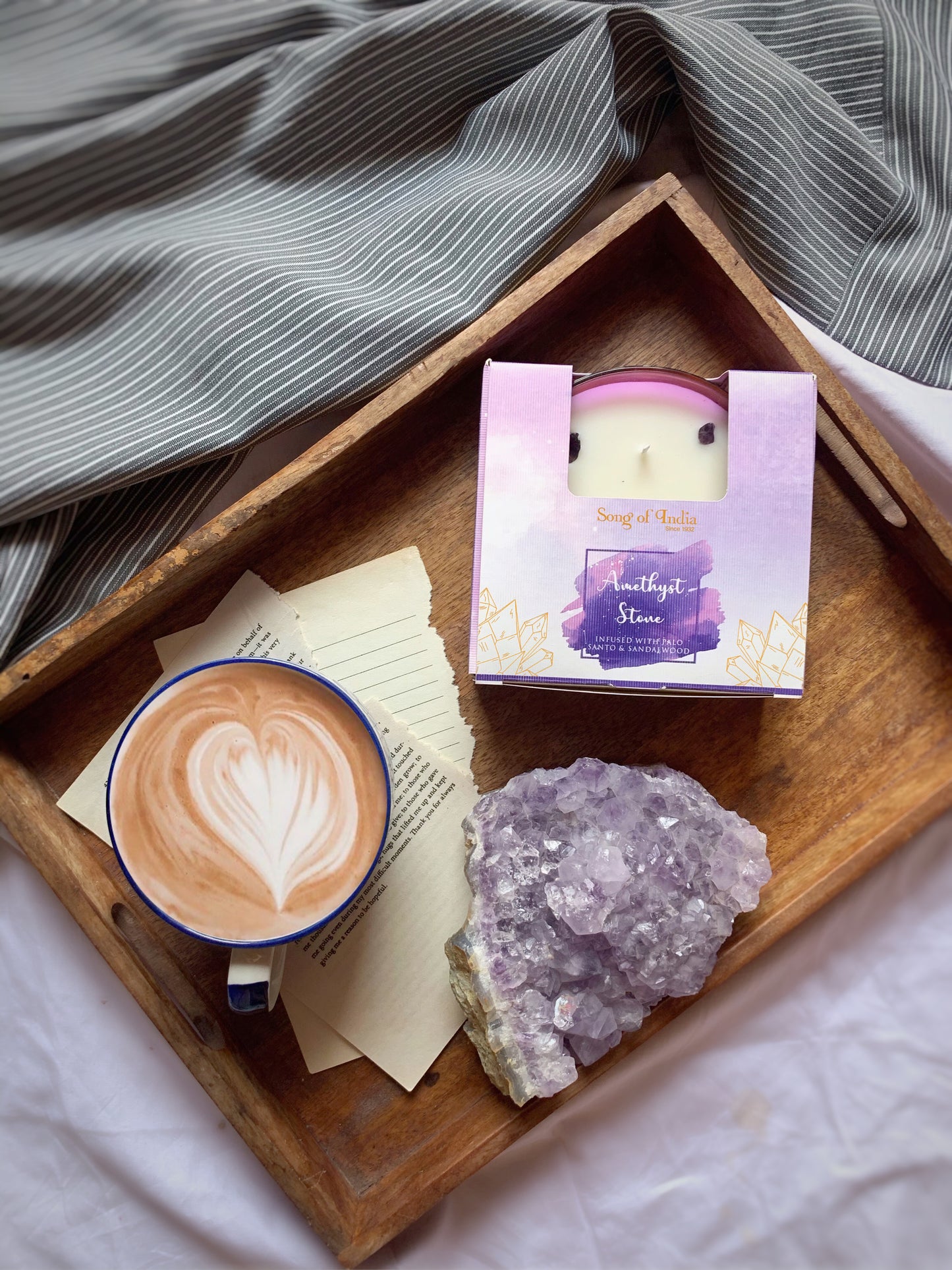 Vela Aromática con Piedras Energéticas 200 g – Frasco de Vidrio Plano