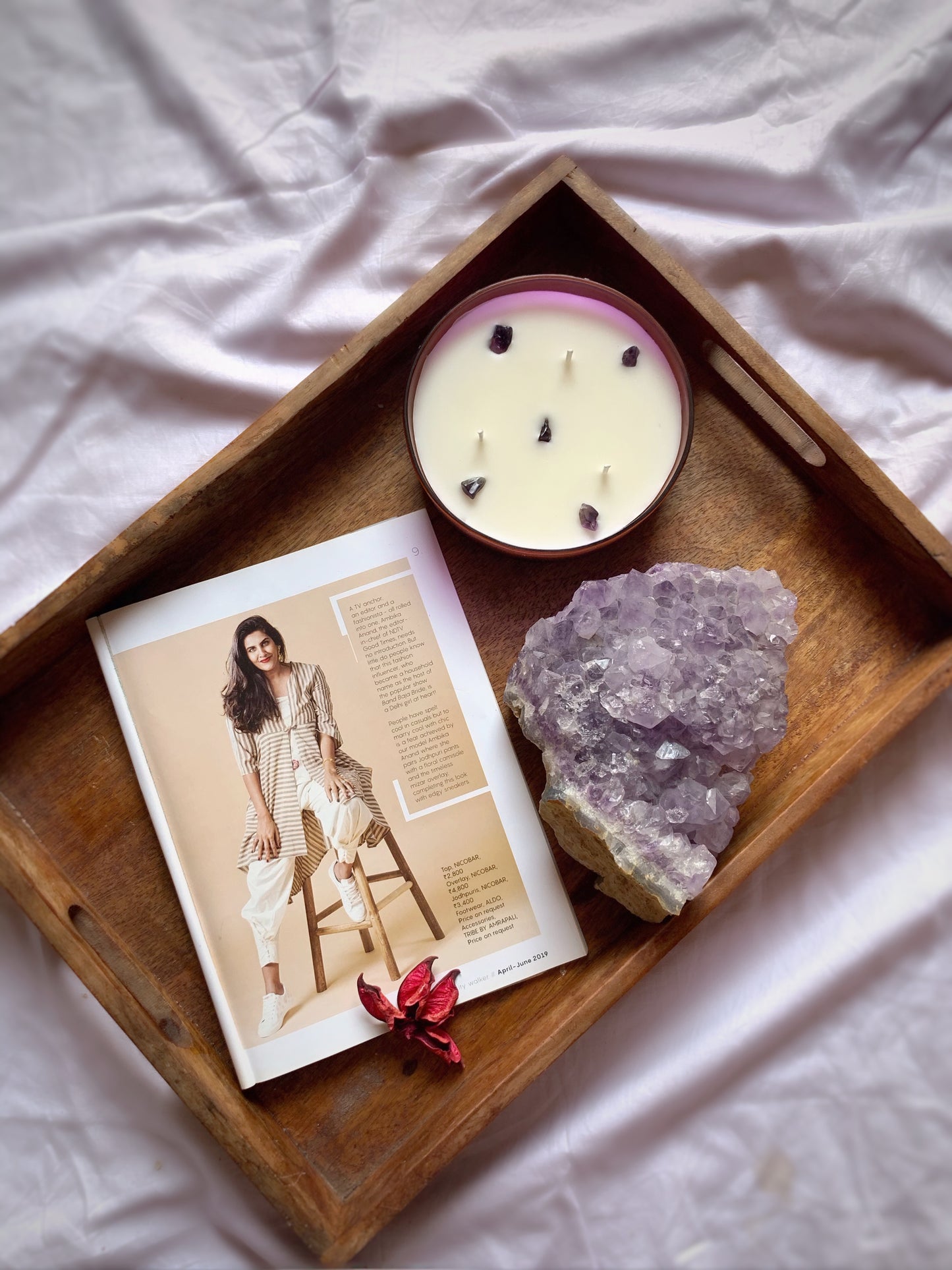 Vela Aromática con Piedras Energéticas 200 g – Frasco de Vidrio Plano