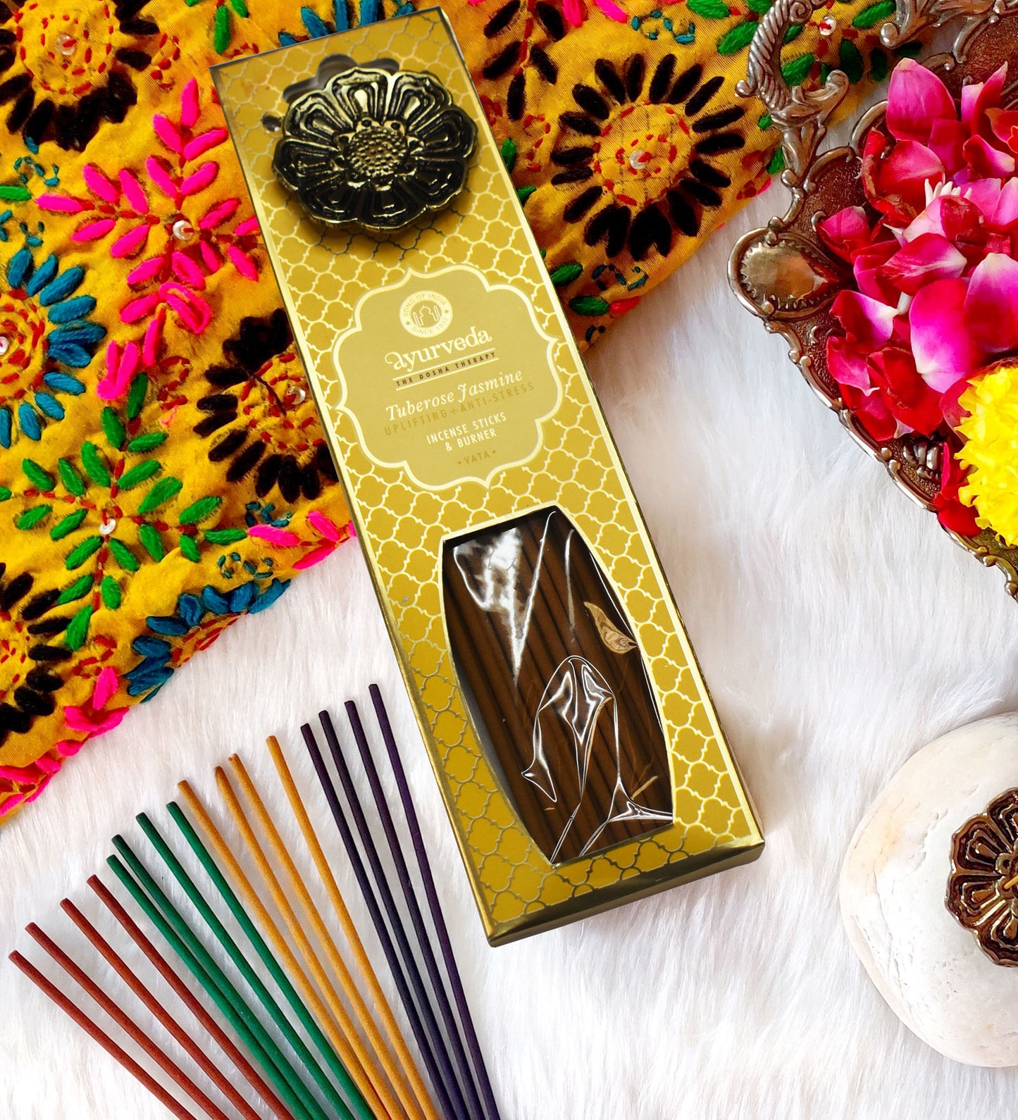 Display 12 uds. Incienso Ayurveda de Lujo + Quemador de Metal Colgante