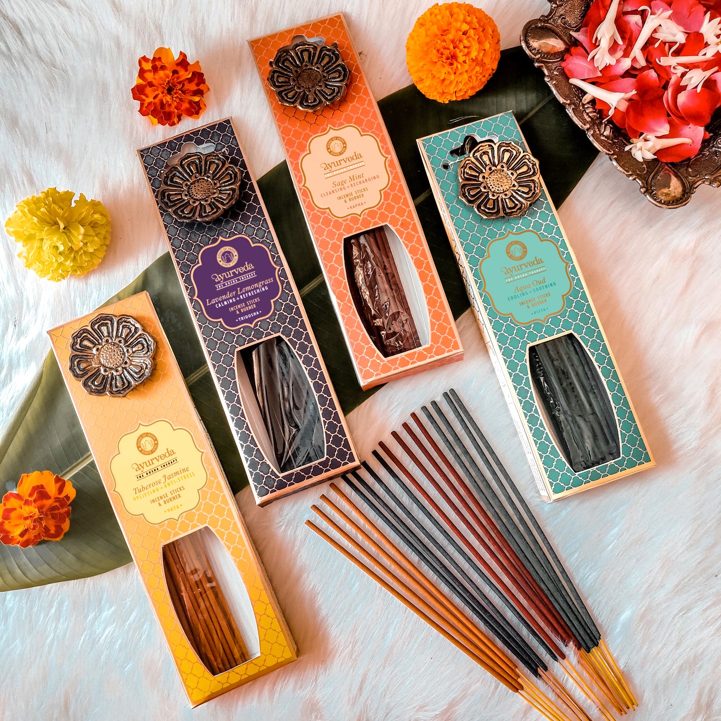 Display 12 uds. Incienso Ayurveda de Lujo + Quemador de Metal Colgante