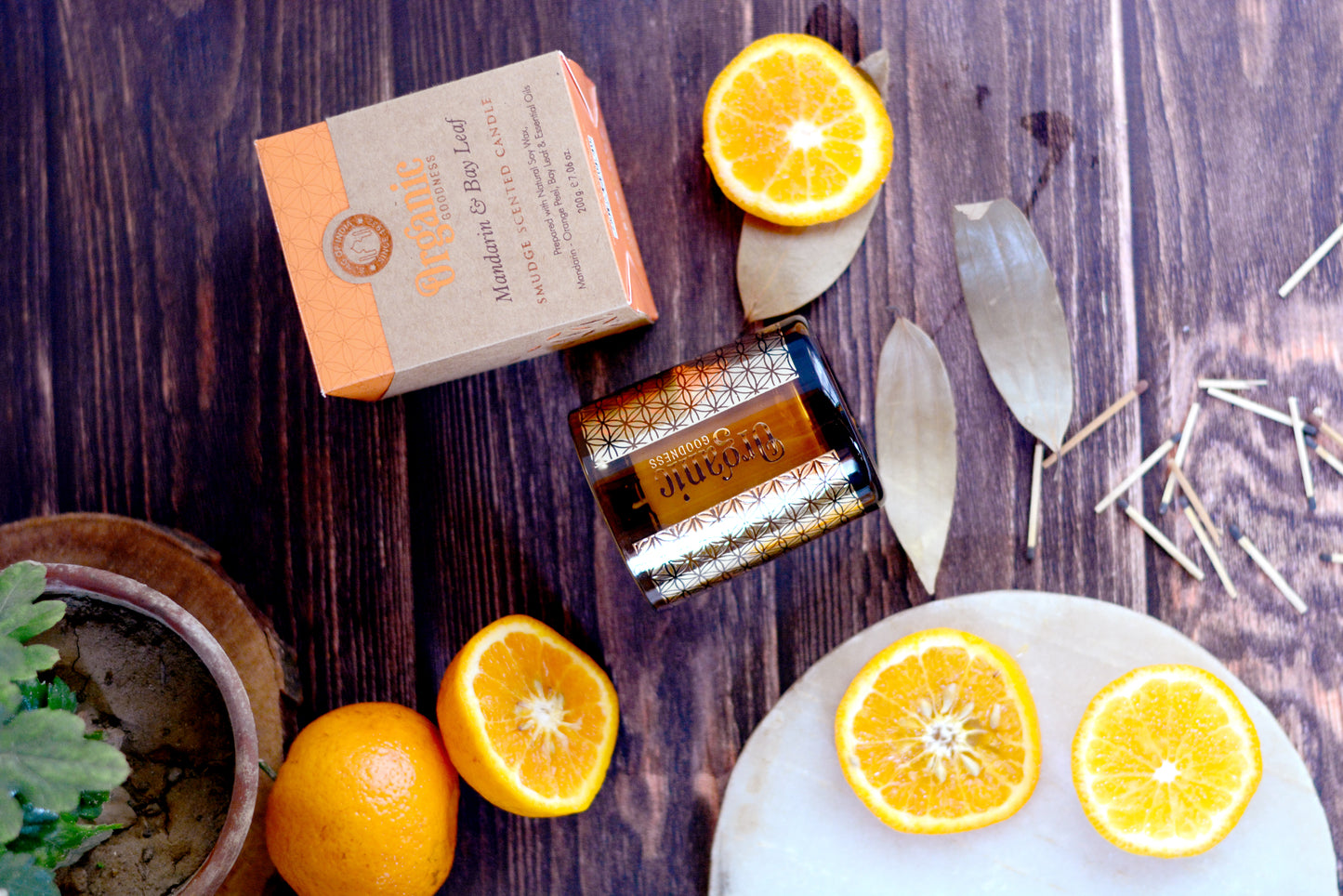 Vela Aromática Organic Smudge 200 g – Frasco de Vidrio Dorado