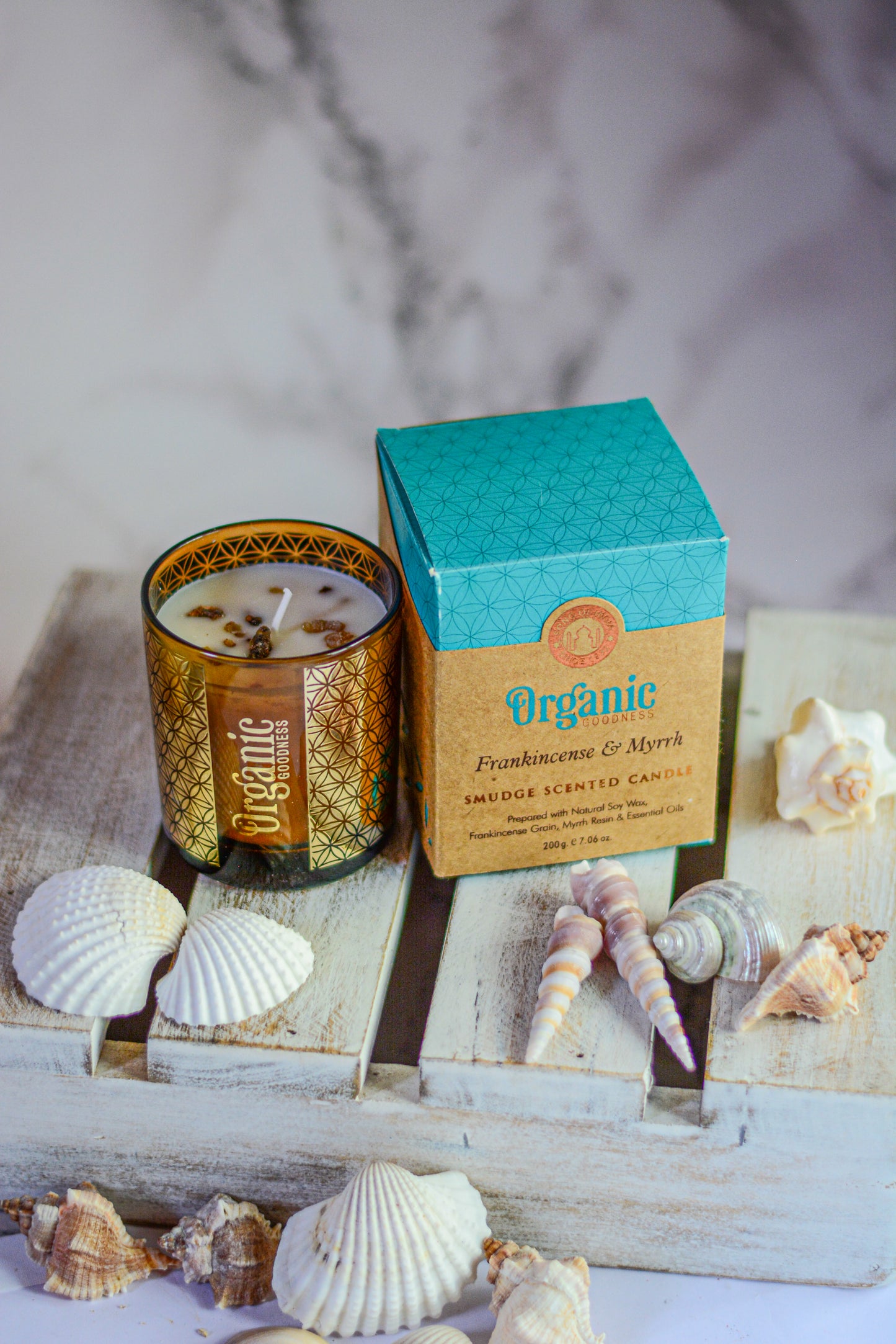 Vela Aromática Organic Smudge 200 g – Frasco de Vidrio Dorado