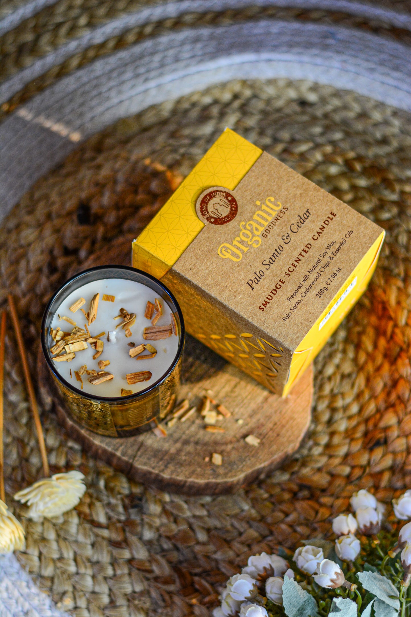 Vela Aromática Organic Smudge 200 g – Frasco de Vidrio Dorado