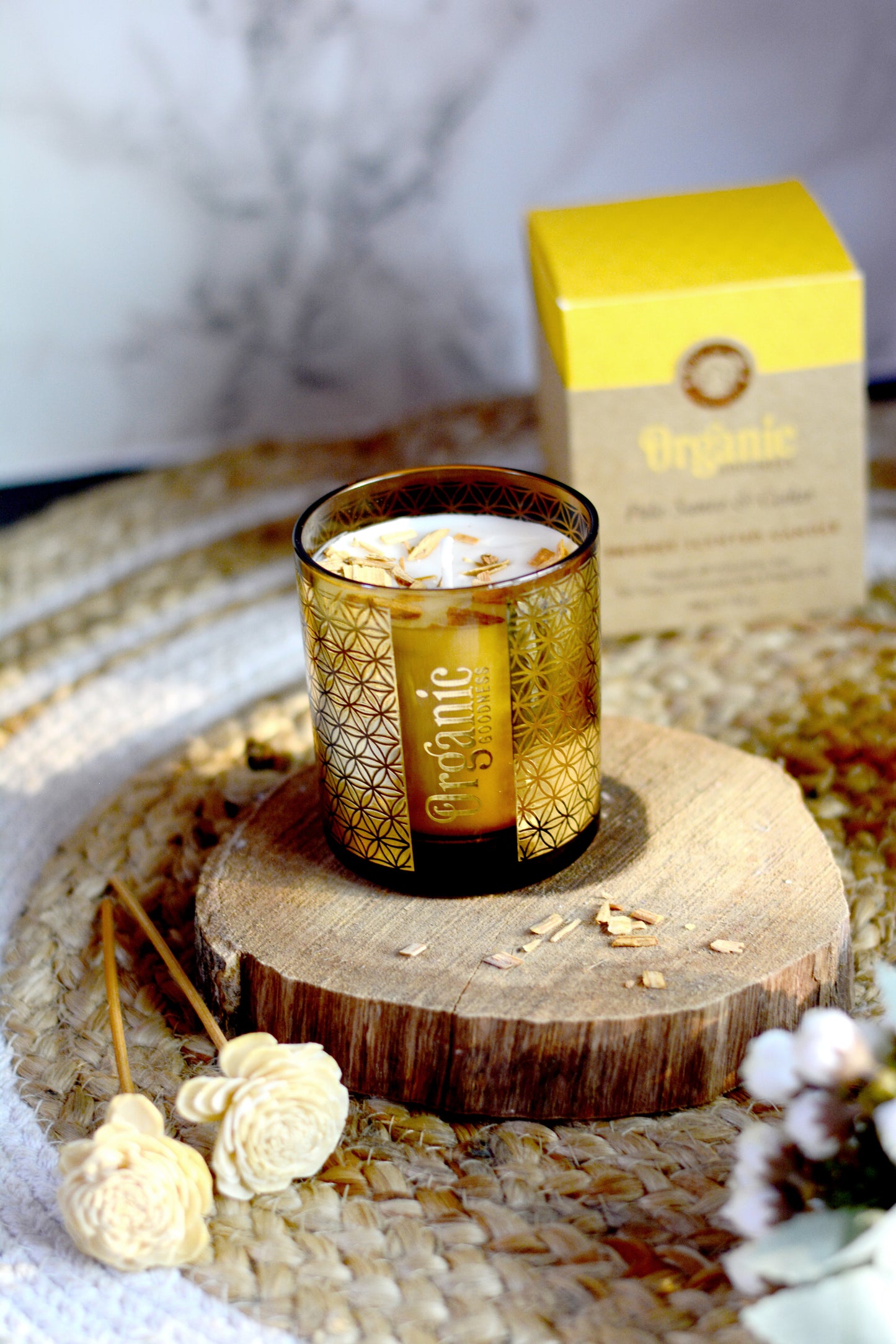 Vela Aromática Organic Smudge 200 g – Frasco de Vidrio Dorado