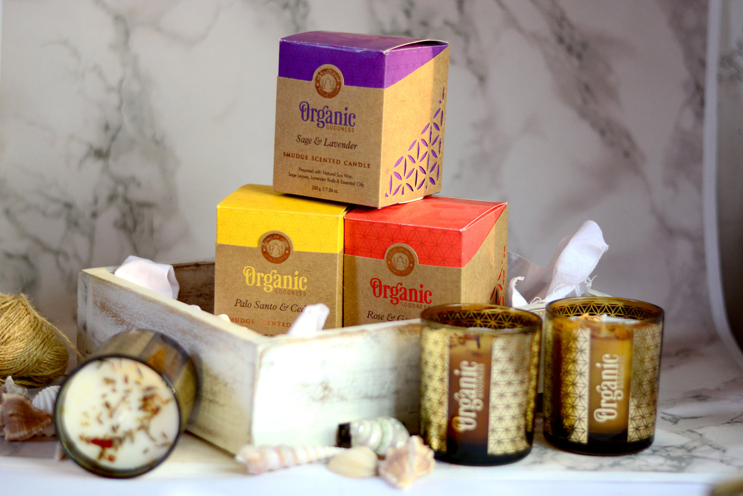 Vela Aromática Organic Smudge 200 g – Frasco de Vidrio Dorado