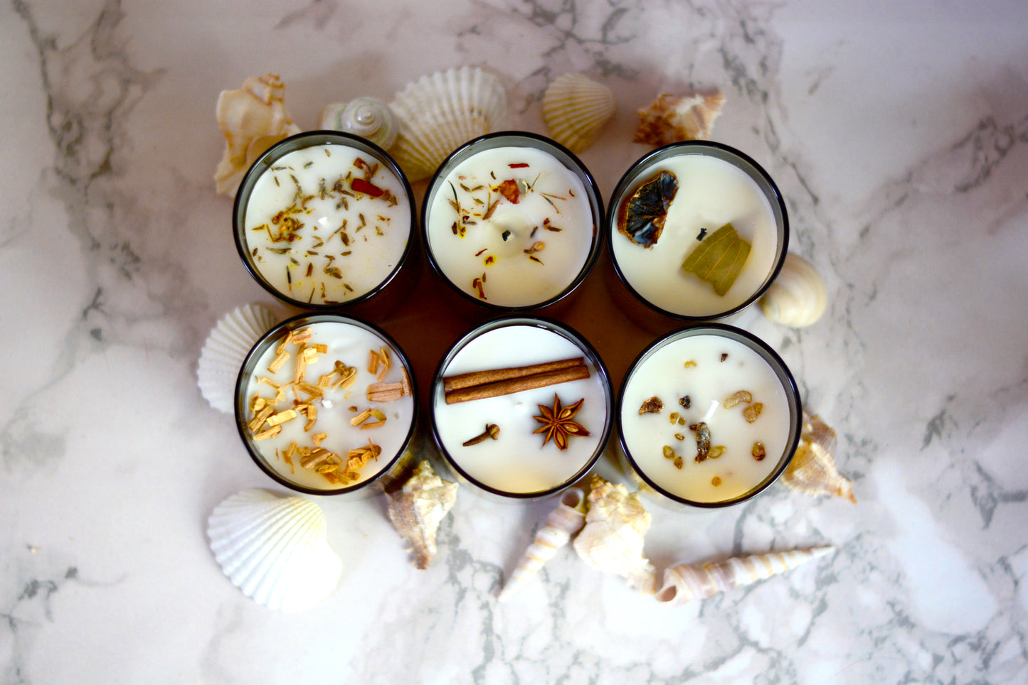 Vela Aromática Organic Smudge 200 g – Frasco de Vidrio Dorado